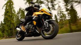 Die Crossover-Familie von Triumph erhält mit der neuen Tiger Sport 800 Zuwachs.