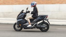 Die spanische Marke Nerva, die auf Elektromobilität spezialisiert ist, präsentiert auf der EICMA 2024 drei Scooter: EXE II, LIFT und CARGO. 