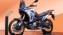 Voge erweitert seine Produktpalette für 2025 und stellt auf der EICMA die Valico 800DS Rally vor. 
