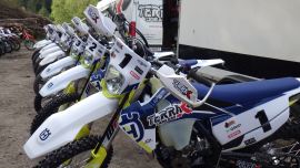Bereits seit zwei Jahrzehnten ist Terra X-Dream Partner für Offroad-Trainings, Touren, Rennveranstaltungen sowie Motorrad- und Zubehörhandel inklusive Servicewerkstatt.