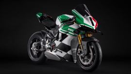 Limited Edition der Panigale V4 in einer nummerierten und auf 1.000 Exemplare limitierten Serie mit einer einzigartigen Lackierung und - zum ersten Mal bei einer Tricolore - mit Komponenten zur Steigerung der Performance auf der Rennstrecke.