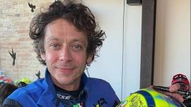 Unter anderem ging der Helm von Valentino Rossi für € 9.500.- für eine Spendenaktion an einen neuen Besitzer - sehr leiwand.
