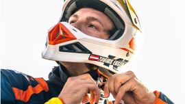 Heute hat die Dakar 2025 mit einem soliden Prologergebnis für Tobi Ebster begonnen - Spaß inklusive!
