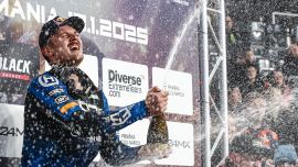 Husqvarna: Billy Bolt dominiert das SuperEnduro Rumänien