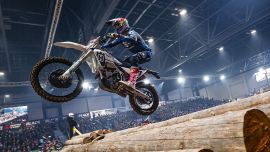 Der Husqvarna Factory Racing-Fahrer dominiert mit seiner FE 350 die zweite Runde - unaufhaltsam!