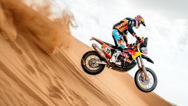 Edgar Canet von Red Bull KTM Factory Racing stellte auf der 10. Etappe der Rallye Dakar 2025 sein Können und seine Beständigkeit unter Beweis.