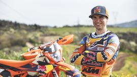 Josep Garcia von Red Bull KTM Factory Racing ist bereit für die sieben Runden der FIM EnduroGP-Weltmeisterschaft 2025, die dieses Wochenende mit dem GP von Portugal in Fafe (4.-6. April) beginnt.