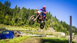 Der erste Tag der Enduro Trophy in Oberwölz startete unter besten Bedingungen: strahlender Sonnenschein und ein wolkenloser, blauer Himmel sorgten bereits am Morgen für hervorragende Stimmung.