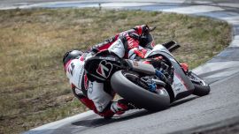 Bester Grip in der Geschichte der Battlax Serie – entwickelt mit Technologien aus Erfahrungen im Spitzenrennsport!