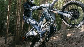 Husqvarna Mobility freut sich, seine Pro-Enduro-Modelle für 2026 vorzustellen – die TE 300 Pro und die FE 350 Pro.