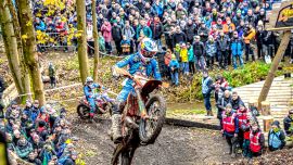 Über 10.000 Fans pilgerten auch in diesem Jahr wieder nach Grießbach, um das Spektakel des 24MX GetzenRodeo hautnah zu erleben. 