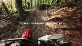 Bei der ersten Teilnahme an den Red Bull Romaniacs überhaupt standen Eddie Karlsson und das Stark Future Team vor einer Herausforderung, die noch kein E-Bike gemeistert hatte: die brutale Silberklasse, die zweithärteste Kategorie dieses legendären Hard-Enduro-Rennens.