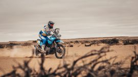 Das Ténéré Yamaha Rally Team holte sich den Sieg in der 5. Etappe der Africa Eco Race mit Kevin Gallas, Fahrer des Ténéré Spirit Experience Teams. Alessandro Botturi, belegte den vierten Platz und Gautier Paulin, kam als Neunter ins Ziel.