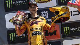 Moritz verteidigt EMX125er-Führung, Maximilian sammelt erste WM-Erfahrung in der MX 2 Klasse.