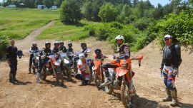 Am Wochenende vom 20.-21. Juni 2026 besucht die Enduro4Kids Serie den MSC Schwarzatal in Grafenbach, die Anmeldung ist offen und mehr als empfehlenswert!