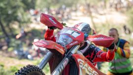 Michael Walkner startet vom 26. Juli bis 1. August bei der Red Bull Romaniacs 2026, einem der härtesten Hard Enduro- Rennen der Welt - deshalb kommt ein speziell auf diese Veranstaltung aufgebautes Motorrad zum Einsatz.