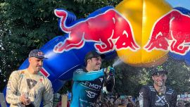 Der Rennauftakt ist für Dieter Rudolf auf KTM erfolgreich verlaufen. Im Prolog zeigte er in der Qualifikation am Morgen mit P4 eine starke Leistung und belegte im Finale den 3. Platz in einem hochkarätig besetzten Fahrerfeld.