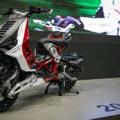 EICMA 2019 Italjet Dragster