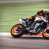 EICMA 2019 KTM 890 Duke R