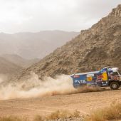 4x4 Dakar Peterhansel gibt Gas