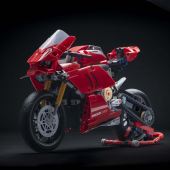 Ducati Panigale V4 R Lego Editon