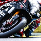 Yoshimura SERT Motul: Mit Bridgestone und Suzuki GSX-R1000R auf Platz 1