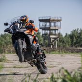 KTM präsentiert die 1290 SUPER ADVENTURE S 2023 