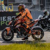 Bridgestone Test Pannonia-Ring auf KTM 1290 Superduke R