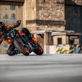 KTM 990 DUKE