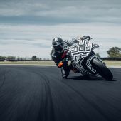 KTM 990 RC R 2025 - die Wünsche der KTM Fans sind erfüllt!