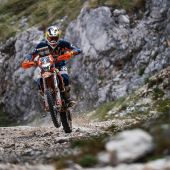 Tobi Ebster Kini Red Bull: Starker Start mit Tag 1 in die Hellas Rally