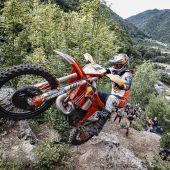 Red Bull KTM Factory Racing: Manuel Lettenbichler gewinnt Red Bull Romaniacs 2024