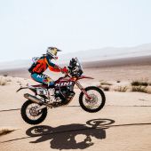 Tobias Ebster KINI Abu Dhabi Desert Challenge 2025 Etappe 1