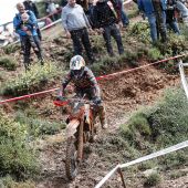 Red Bull KTM: Garcia dominiert Enduro1 und holt EnduroGP Sieg auf heimischen Boden