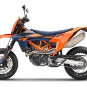 2026 KTM 690 SMC R – Hör auf, größer zu werden!