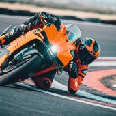 2025 KTM Straßen- und Adventure Modelle
