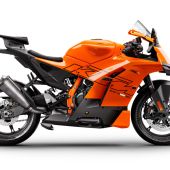 Die KTM 990 RC R des Modelljahres 2026 steht in den Startlöchern!