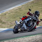 Bridgestone bringt Premium-Sportmotorradreifen Battlax Racing Street RS12 auf den Markt