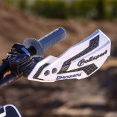 Husqvarna Factory Racing und Polisport geben neue Partnerschaft für 2026 bekannt