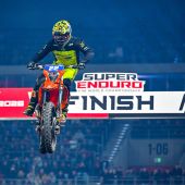 Überzeugender Auftritt von Luca Kropitsch bei der SuperEnduro-WM in Gliwice