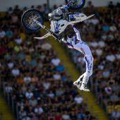 NIGHT of the JUMPs  Saisonauftakt in Berlin