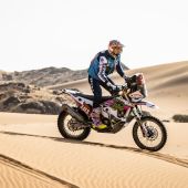Dakar hautnah: Maxi Schek beeindruckt mit Platz 6 in der Malle Moto Klasse