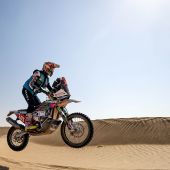 Dakar hautnah: Maxi Schek beeindruckt mit Platz 6 in der Malle Moto Klasse