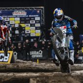 Billy Bolt wird 2026 FIM SuperEnduro-Weltmeister auf heimischem Boden