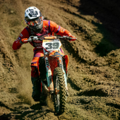 Internationale Top-Fahrer sorgen beim ADAC MX Masters für kompromisslose Action im Dirt