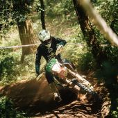 Erfolgreicher Auftakt zur European Enduro Championship von Hutter und Hecher