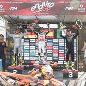Josep Garcia und Andrea Verona vom Red Bull KTM Factory Racing Team setzten ihre beeindruckende Saison in der FIM EnduroGP-Weltmeisterschaft 2026 beim vierten Lauf in Fafe, Portugal, fort.