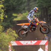 Jorge Prado von Red Bull  KTM im Kampf um Platz auf Podium