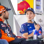 MotoGP-Fans feiern Hymne mit Woodstock Allstar Band