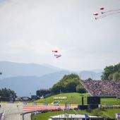 MotoGP-Fans feiern Hymne mit Woodstock Allstar Band